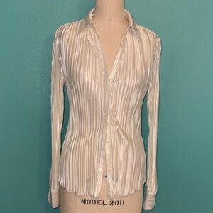 ASTR | BUTTON UP TOP